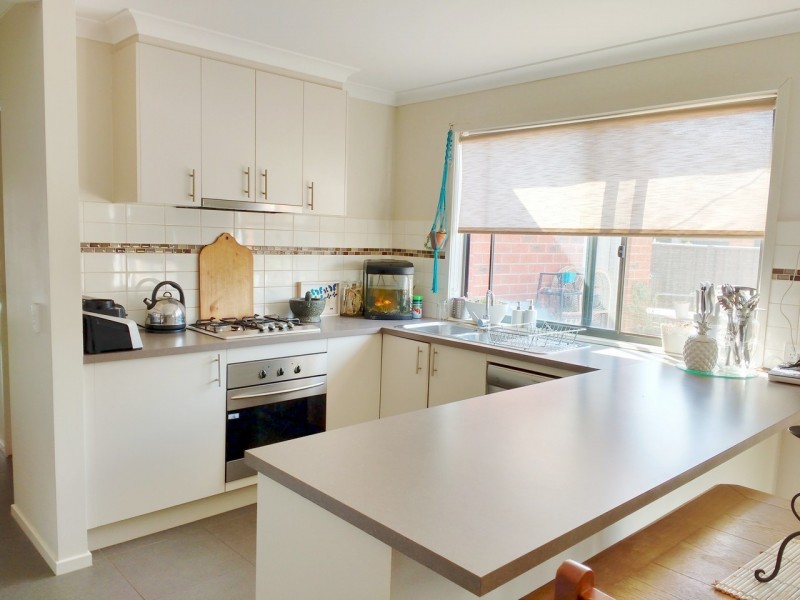 11 Tyack Court, Epsom VIC 3551