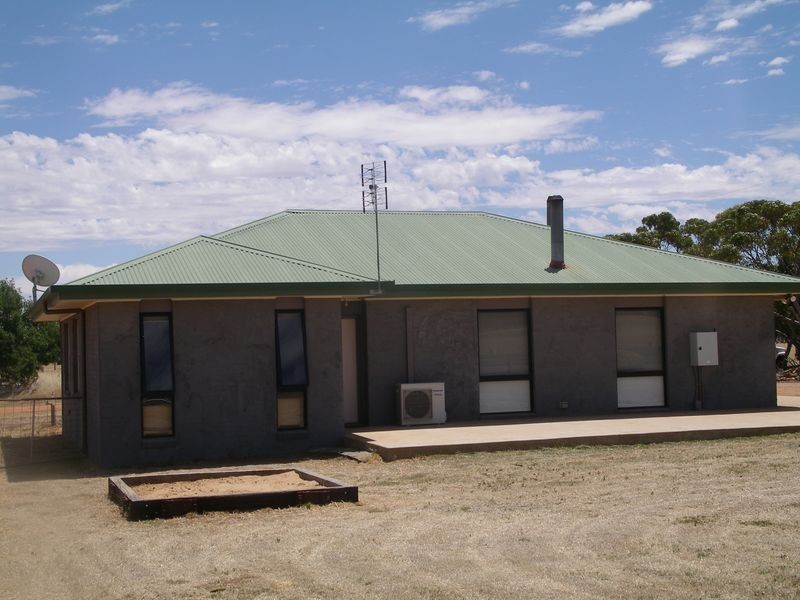 1850 Logan Wedderburn Road, Fentons Creek VIC 3518