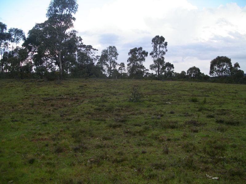 6 Bates Court, Heathcote VIC 3523