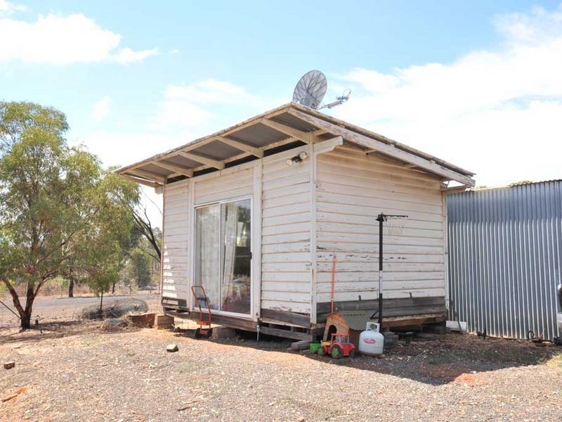 33 Christie Street, Maiden Gully VIC 3551