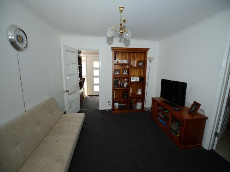 6 View Street, Charlton VIC 3525