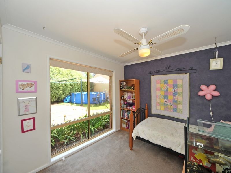 5 Dava Court, Kangaroo Flat VIC 3555
