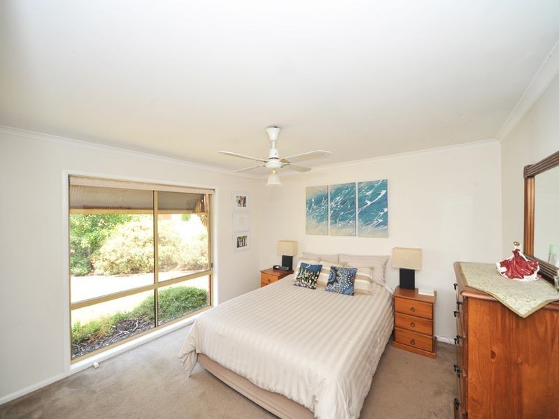 5 Dava Court, Kangaroo Flat VIC 3555
