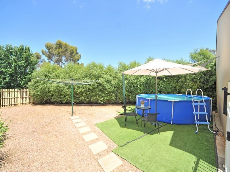 5 Dava Court, Kangaroo Flat VIC 3555