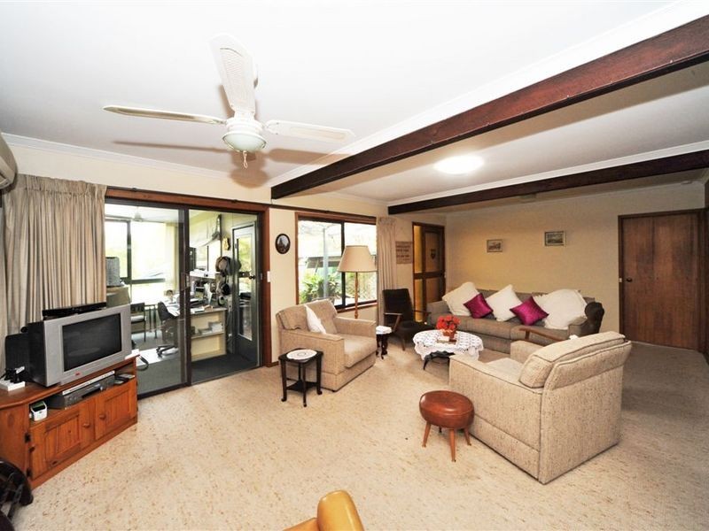 7 McCalman  Court, Strathdale VIC 3550