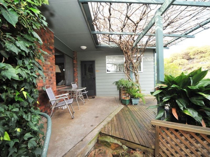 7 McCalman  Court, Strathdale VIC 3550