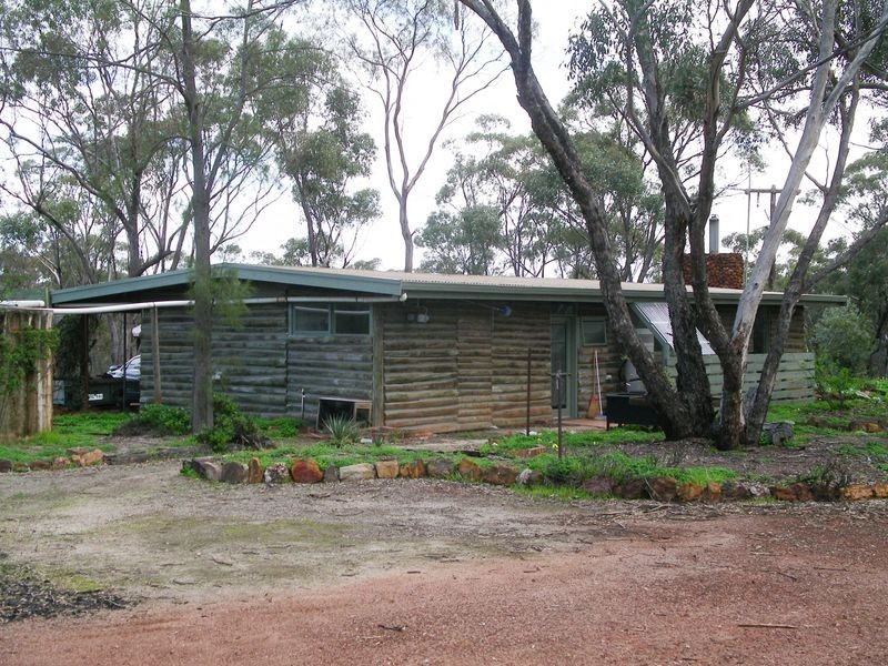 40 Coopers Lane, Wedderburn VIC 3518