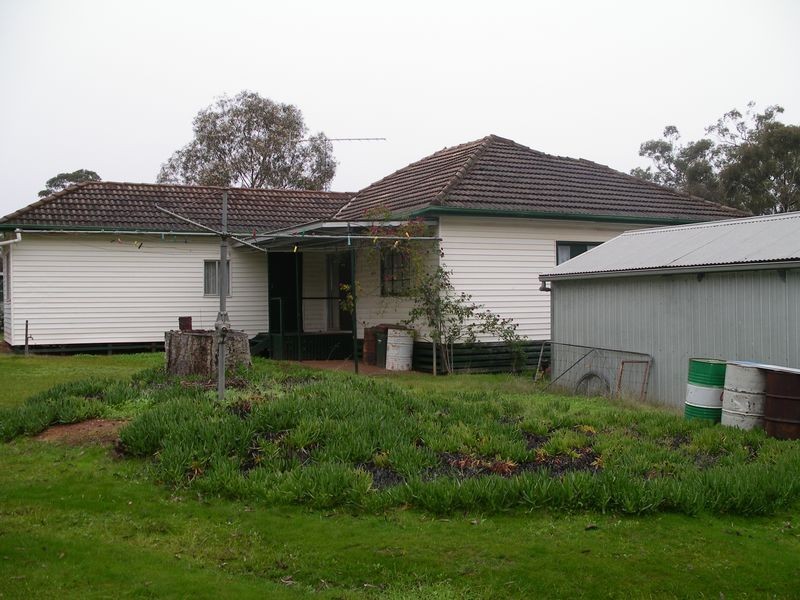 124 Nine Mile Road, Wedderburn VIC 3518