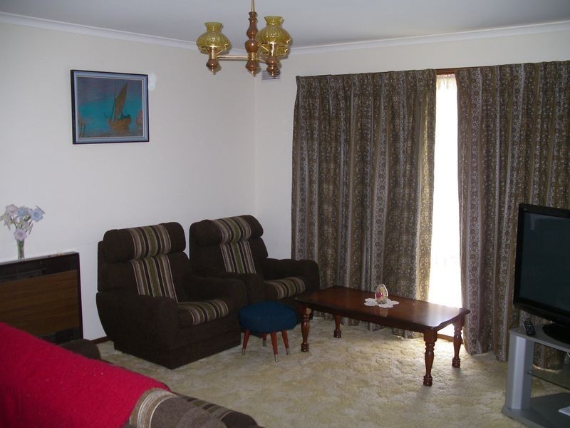 45 Raglan Street, White Hills VIC 3550