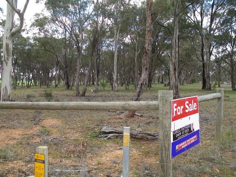 Corner of Recreation & Three Chain, Sebastian VIC 3556