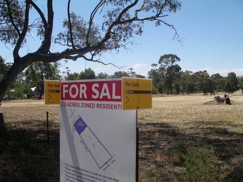 6 Hakea Road, Huntly VIC 3551