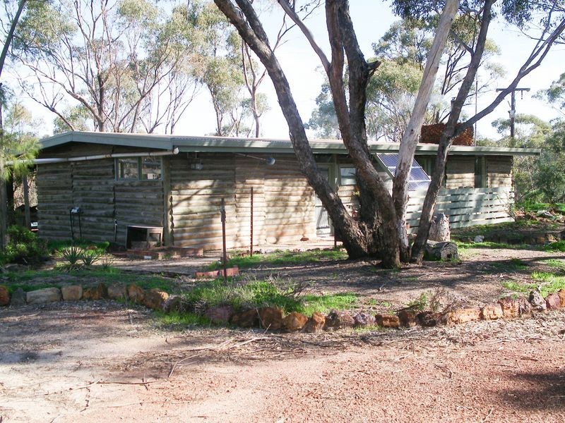 40 Coopers Lane, Wedderburn VIC 3518