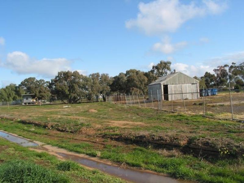 24 Davies Street, Charlton VIC 3525