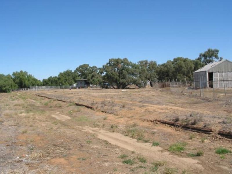 24 Davies Street, Charlton VIC 3525