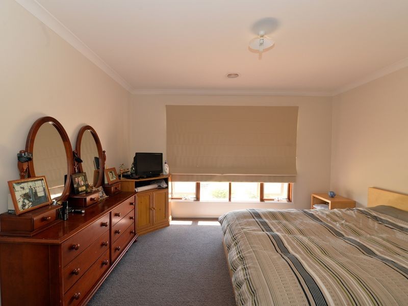 5 Terage Court, California Gully VIC 3556