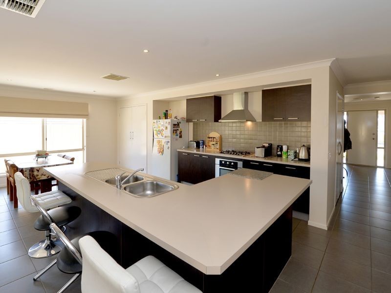 5 Terage Court, California Gully VIC 3556