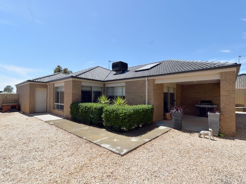 5 Terage Court, California Gully VIC 3556