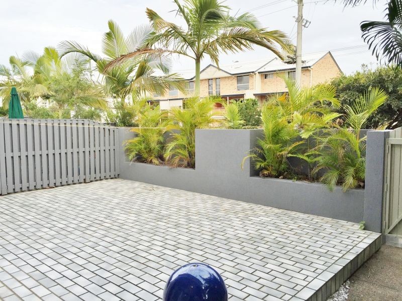 14/40-46 Memorial Ave, Maroochydore QLD 4558