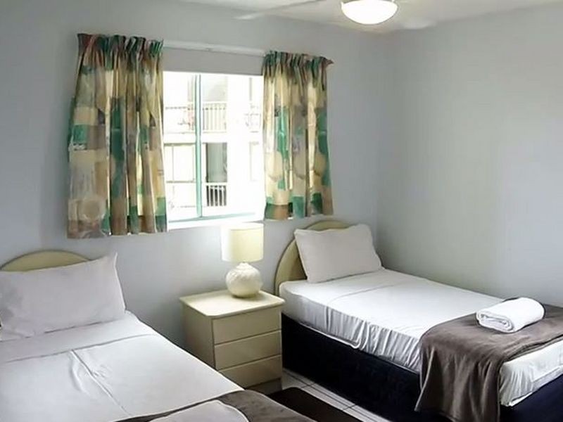 19/6-8 Aerodrome Rd, Maroochydore QLD 4558