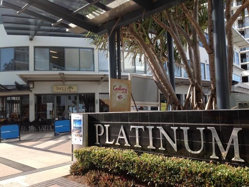 2/14 Duporth Ave, Maroochydore QLD 4558