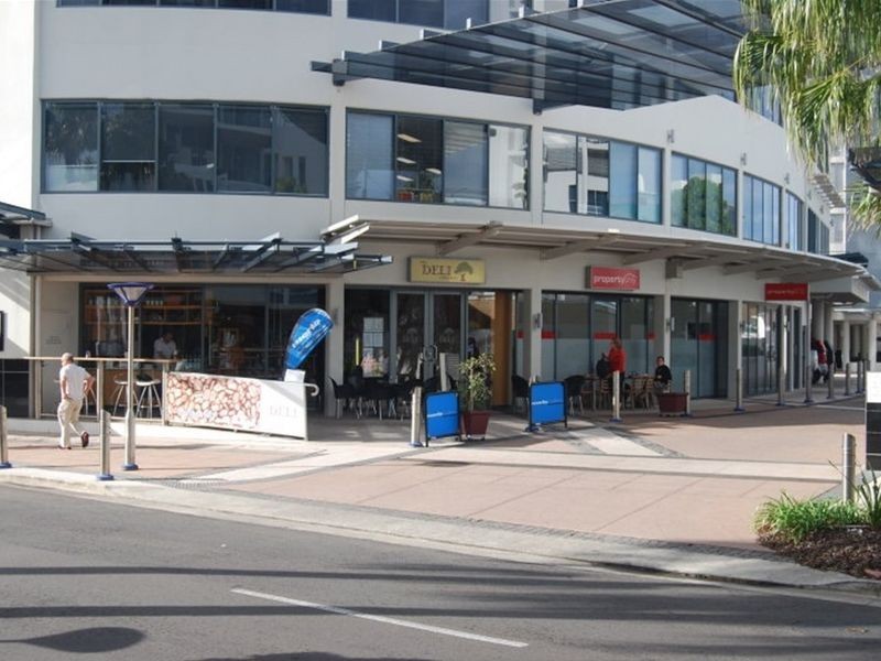 2/14 Duporth Ave, Maroochydore QLD 4558