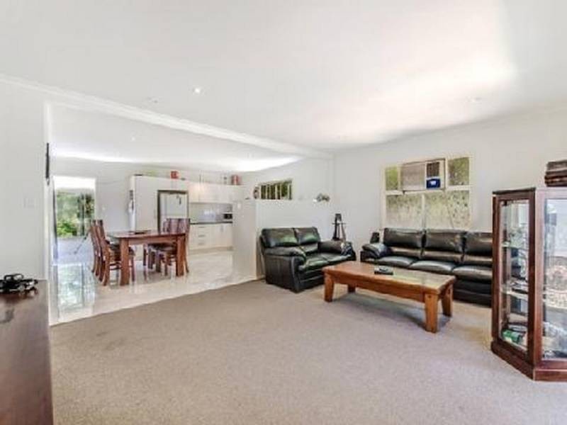 2 Erbacher Road, Nambour QLD 4560