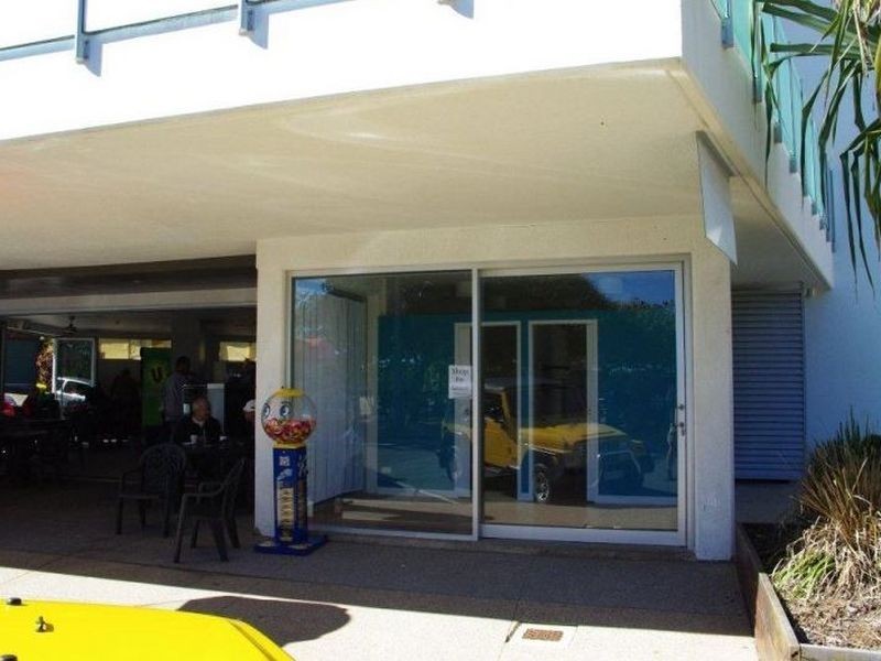 2/1 Westaway Tce, Currimundi QLD 4551