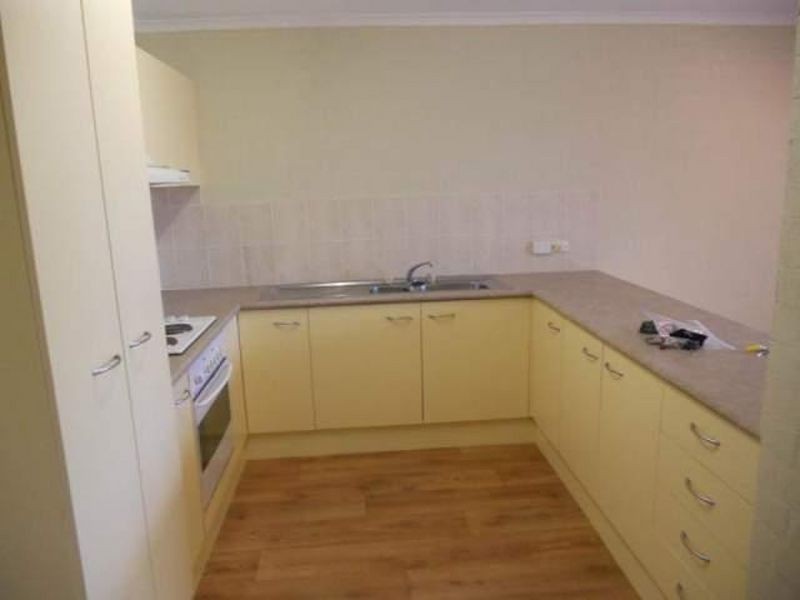 4/14 Yallanga Pl, Mooloolaba QLD 4557