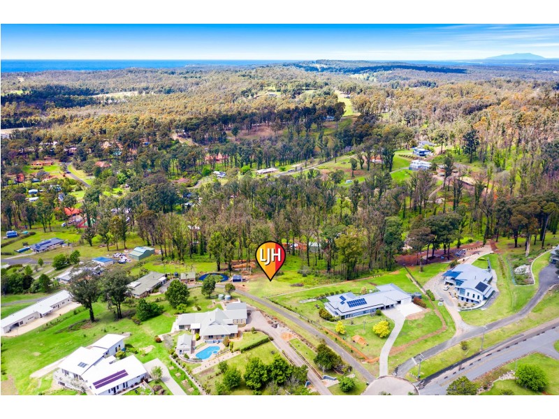 12 Highlands Avenue, Surf Beach NSW 2536