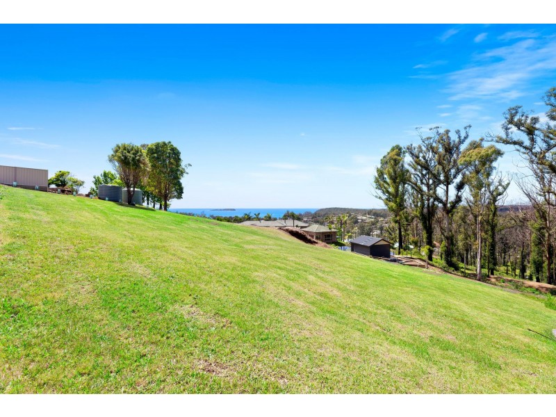 12 Highlands Avenue, Surf Beach NSW 2536