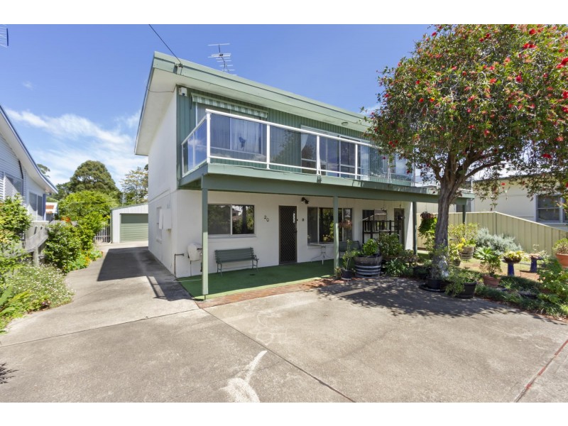 20 Golf Links Drive, Batemans Bay NSW 2536