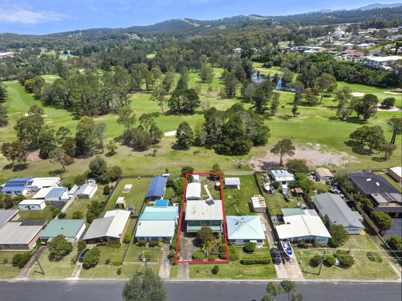 20 Golf Links Drive, Batemans Bay NSW 2536