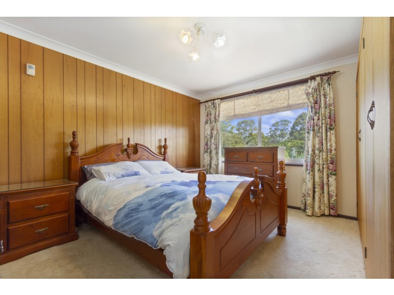 20 Golf Links Drive, Batemans Bay NSW 2536