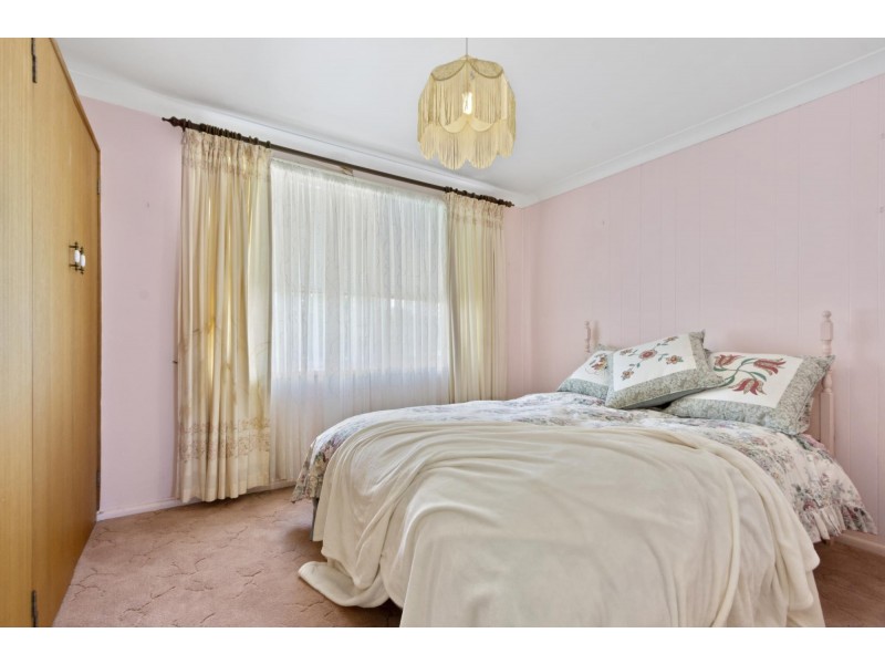 20 Golf Links Drive, Batemans Bay NSW 2536