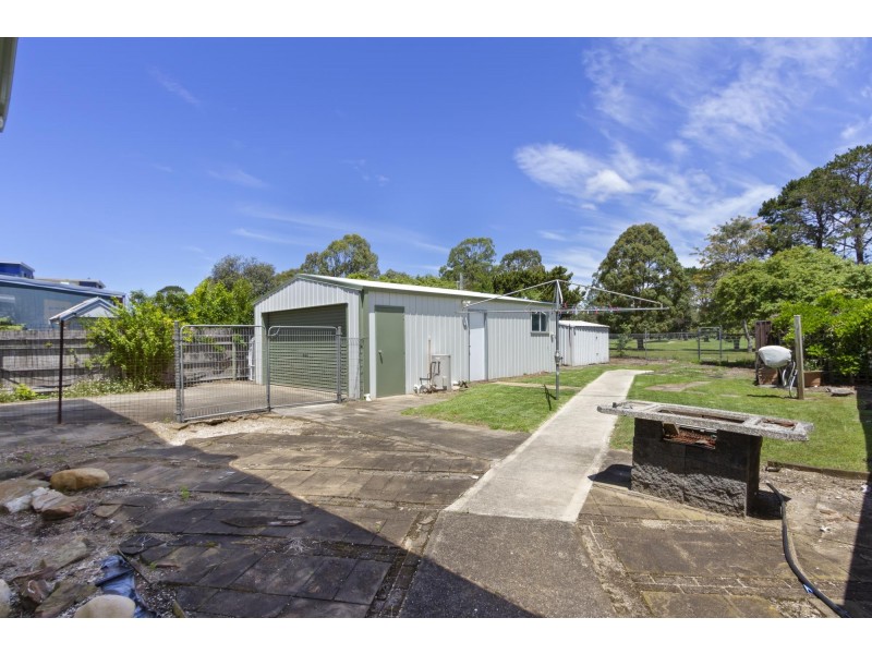 20 Golf Links Drive, Batemans Bay NSW 2536