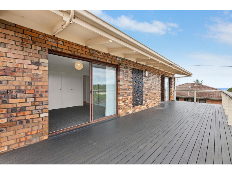 14 Marjorie Crescent, Batehaven NSW 2536