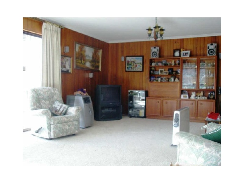 2 Muwarra Avenue, Malua Bay NSW 2536
