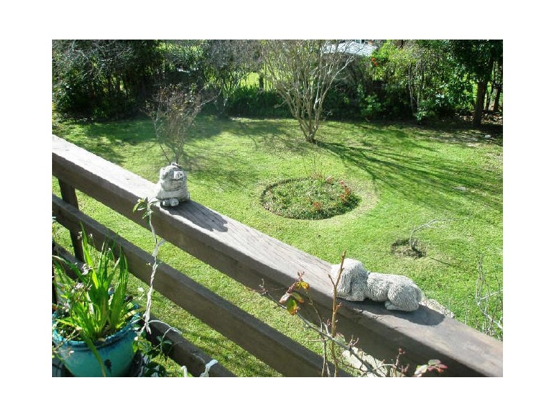 2 Muwarra Avenue, Malua Bay NSW 2536