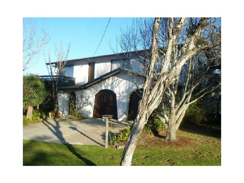 2 Muwarra Avenue, Malua Bay NSW 2536