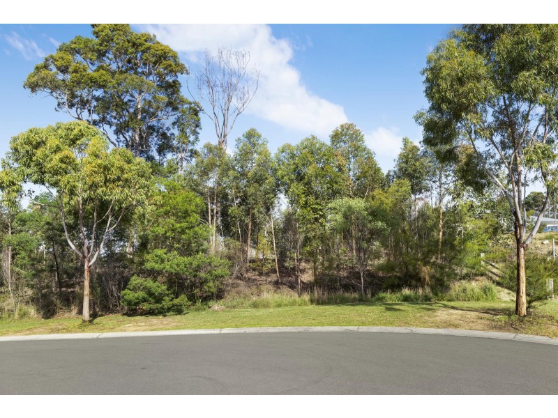 3 Apple Berry Place, North Batemans Bay NSW 2536
