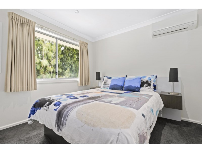 8/1A-1B Myamba Parade, Surfside NSW 2536