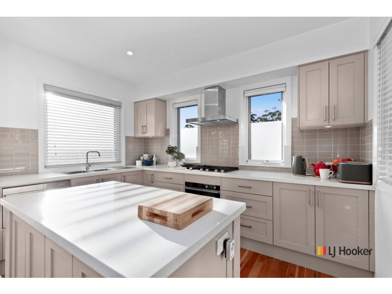 5 Broomfield Crescent, Long Beach NSW 2536