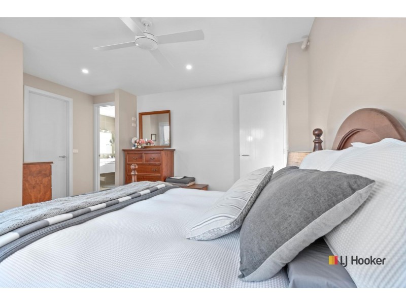 5 Broomfield Crescent, Long Beach NSW 2536