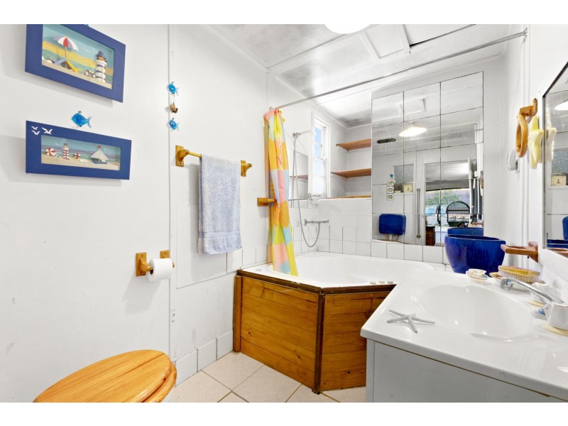 12A Albert Street, Moruya Heads NSW 2537