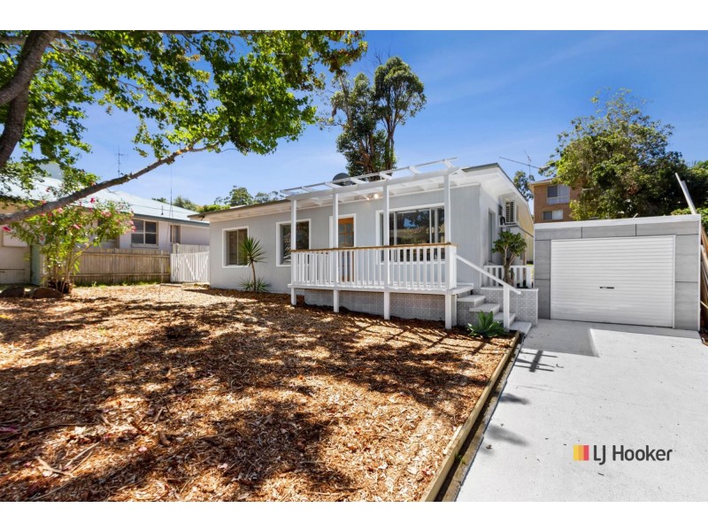 15 Johnson Place, Surf Beach NSW 2536