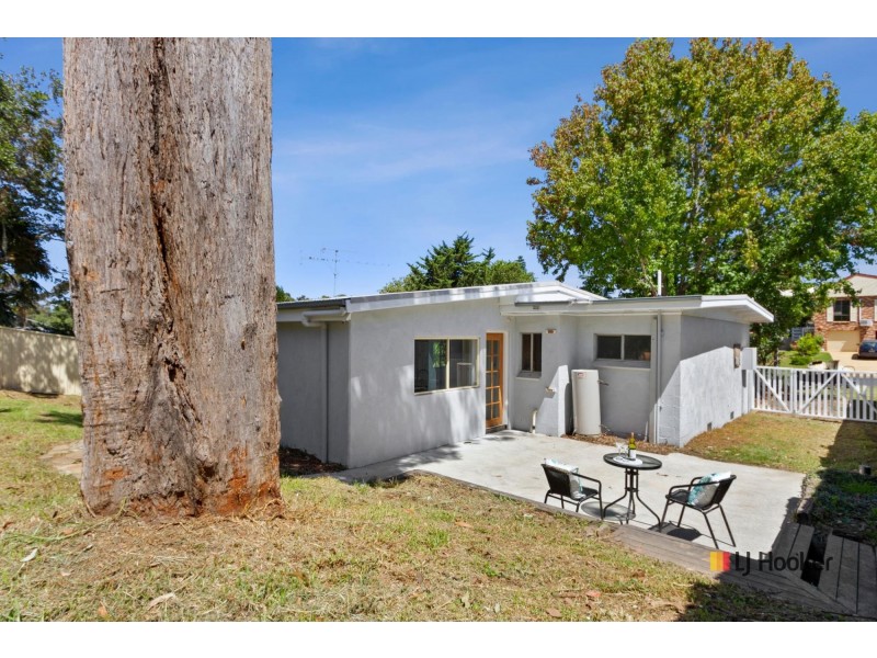 15 Johnson Place, Surf Beach NSW 2536