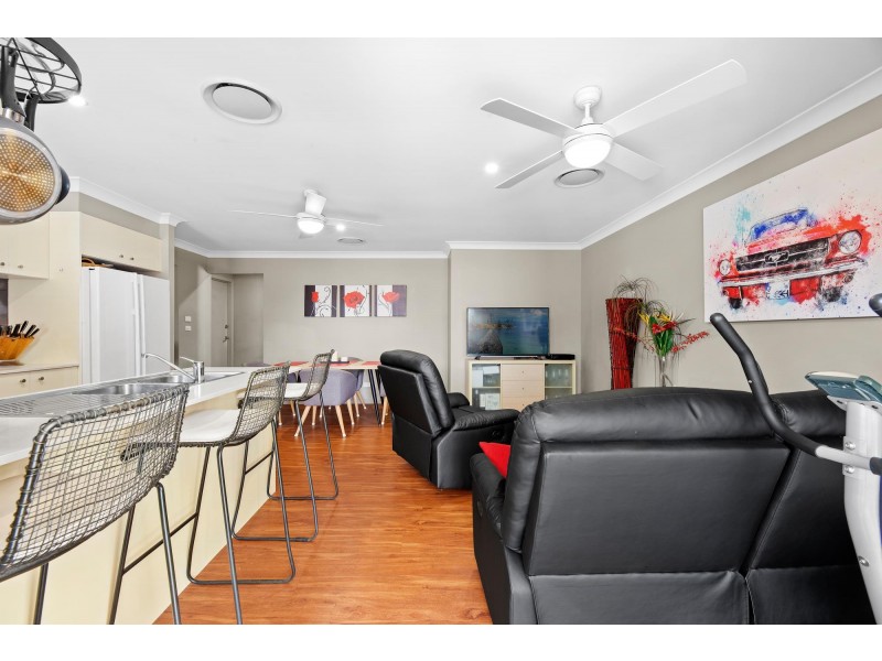 12 Freycinet Drive, Sunshine Bay NSW 2536