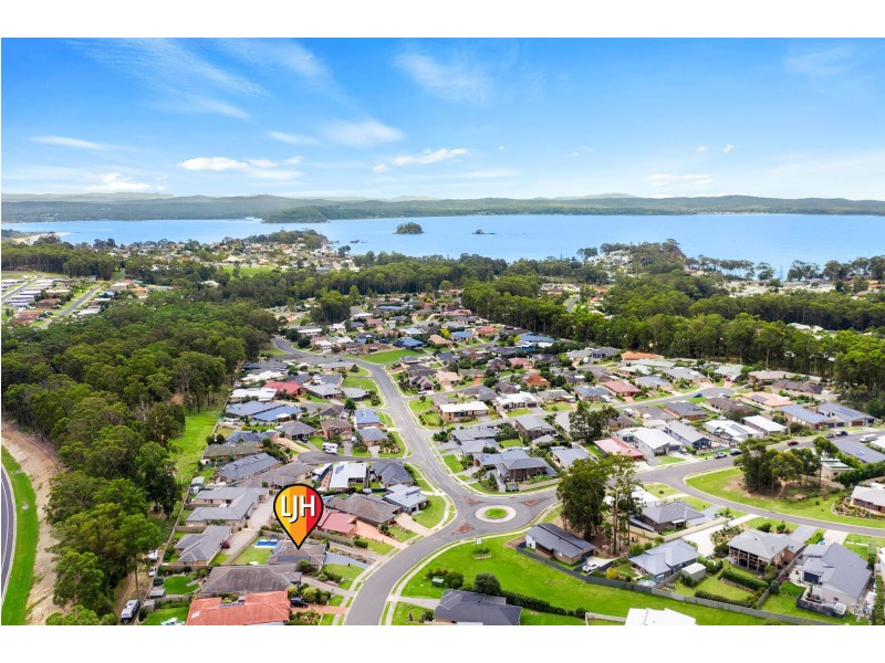 12 Freycinet Drive, Sunshine Bay NSW 2536