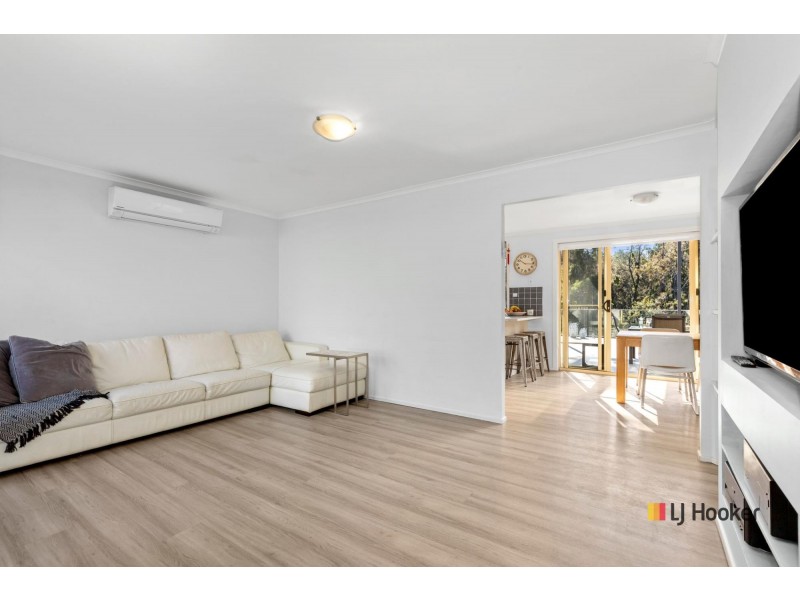 40 Karoola Crescent, Surfside NSW 2536