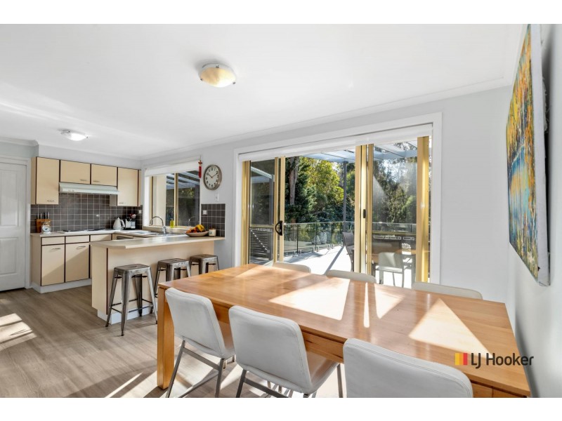 40 Karoola Crescent, Surfside NSW 2536